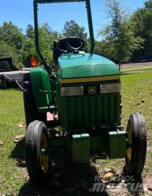 John Deere 3005 Traktörler