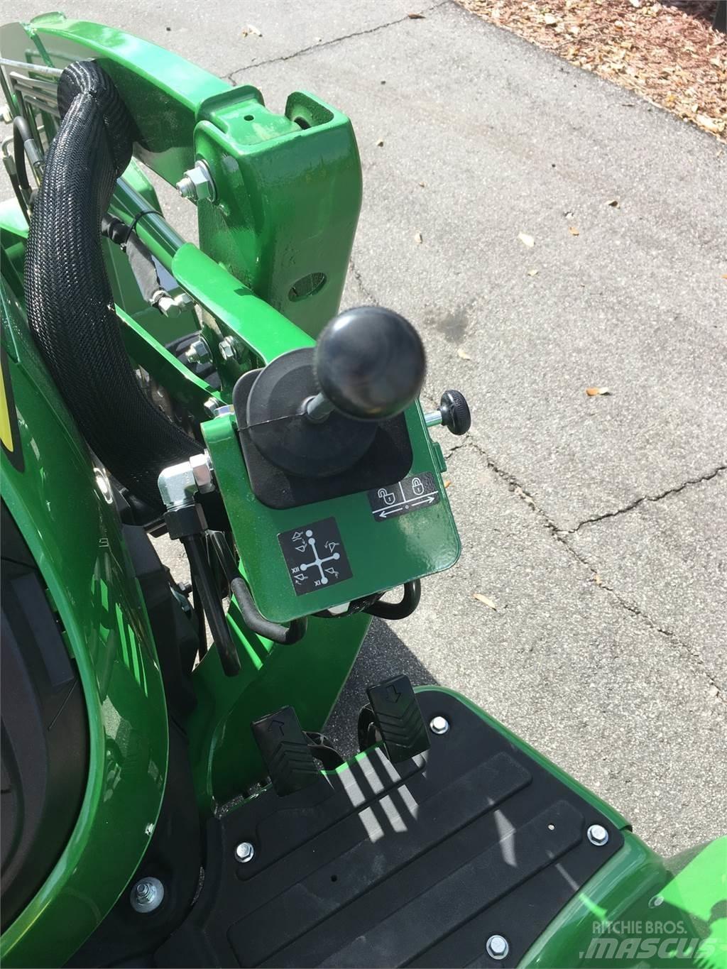 John Deere 3025E Traktörler