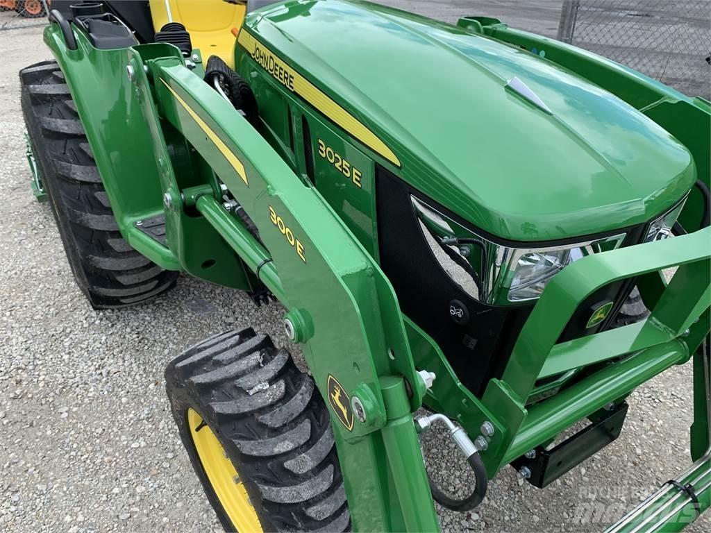 John Deere 3025E Traktörler