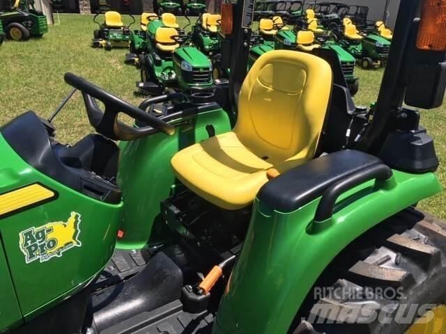 John Deere 3025E Traktörler