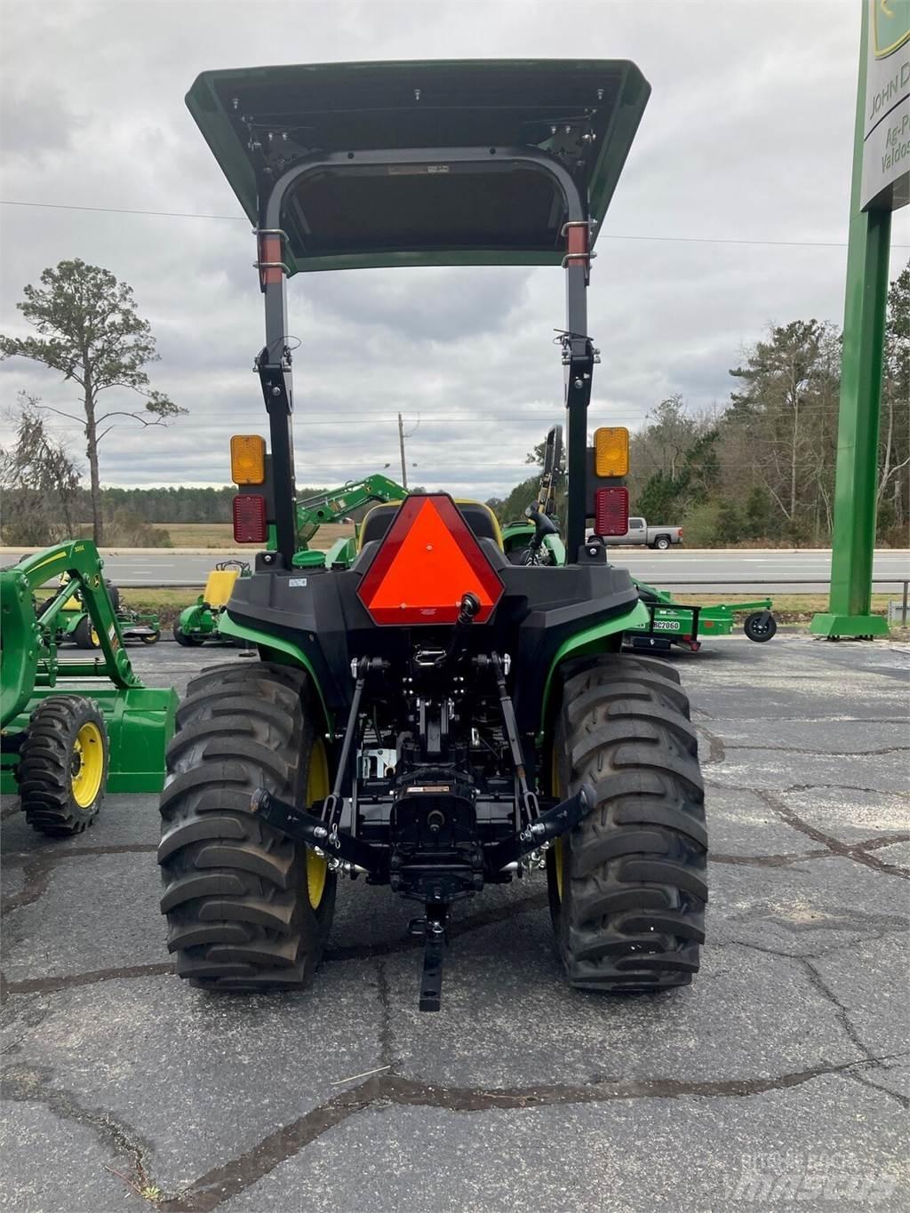 John Deere 3025E Traktörler