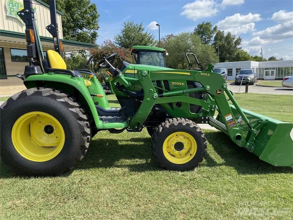 John Deere 3025E Traktörler
