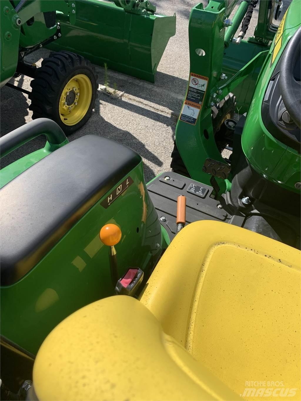 John Deere 3025E Traktörler
