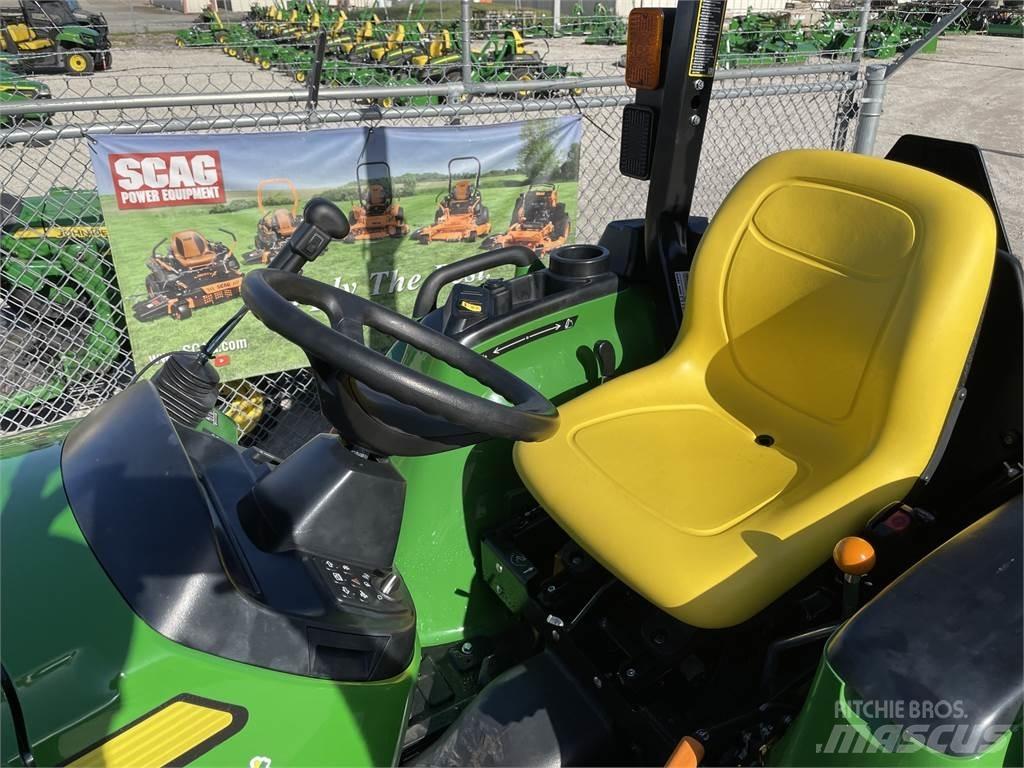 John Deere 3032E Traktörler