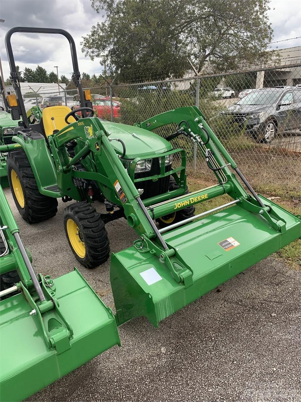 John Deere 3032E Traktörler