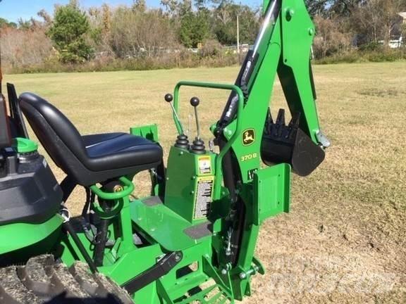 John Deere 3038E Traktörler