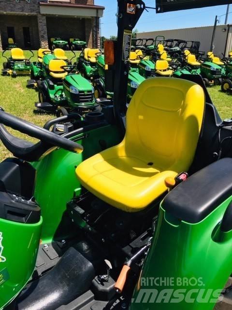 John Deere 3038E Traktörler