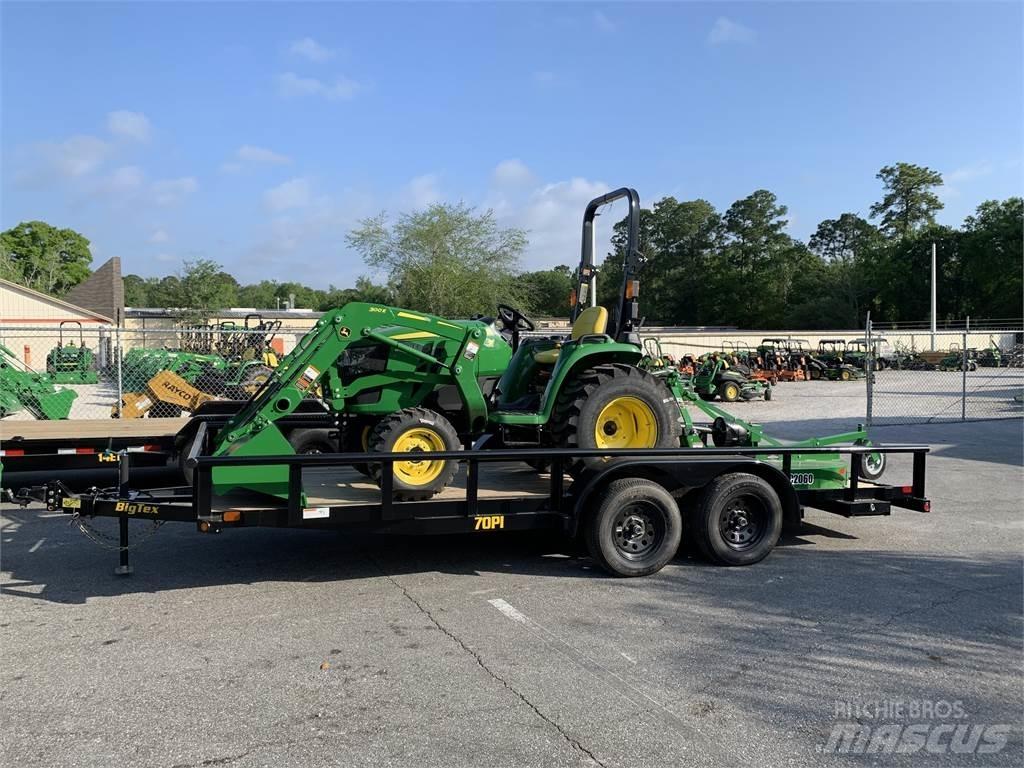 John Deere 3038E Traktörler