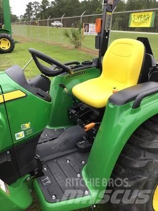 John Deere 3038E Traktörler