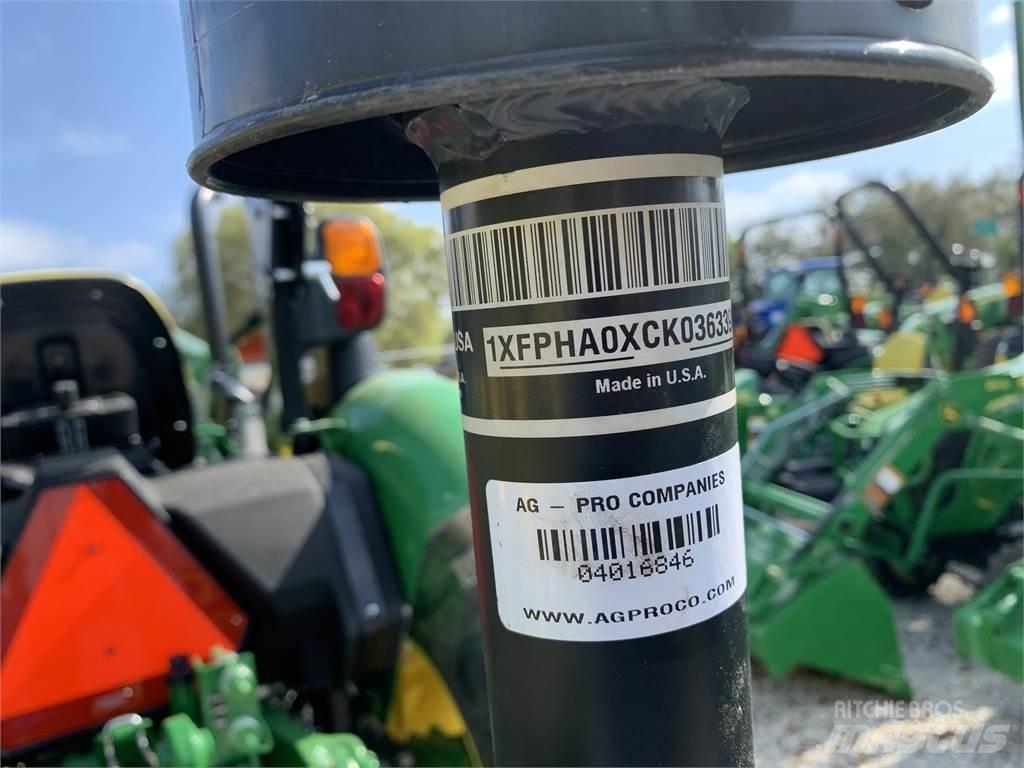 John Deere 3038E Traktörler