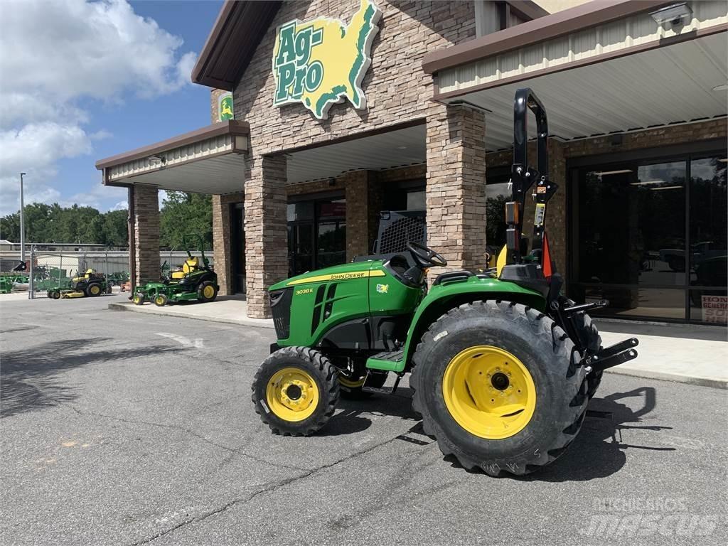 John Deere 3038E Traktörler