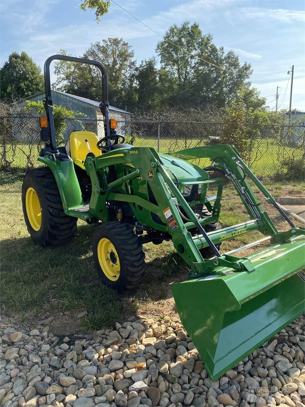 John Deere 3038E Traktörler