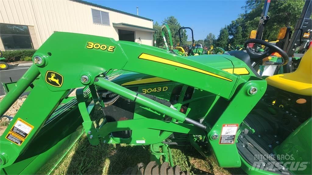 John Deere 3043D Traktörler
