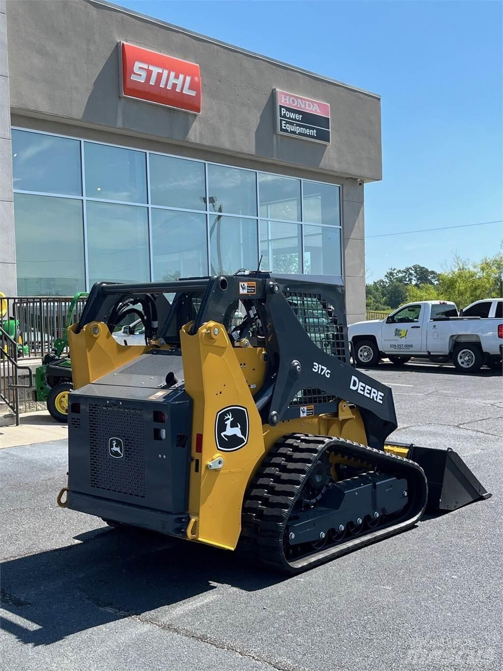 John Deere 317G Mini yükleyiciler