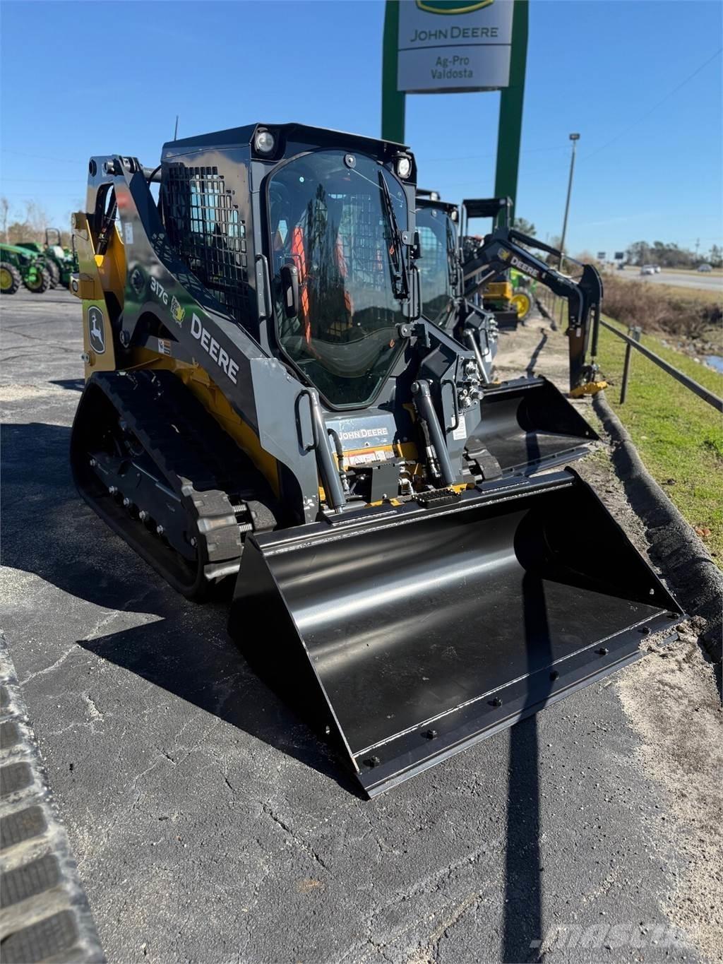 John Deere 317G Mini yükleyiciler