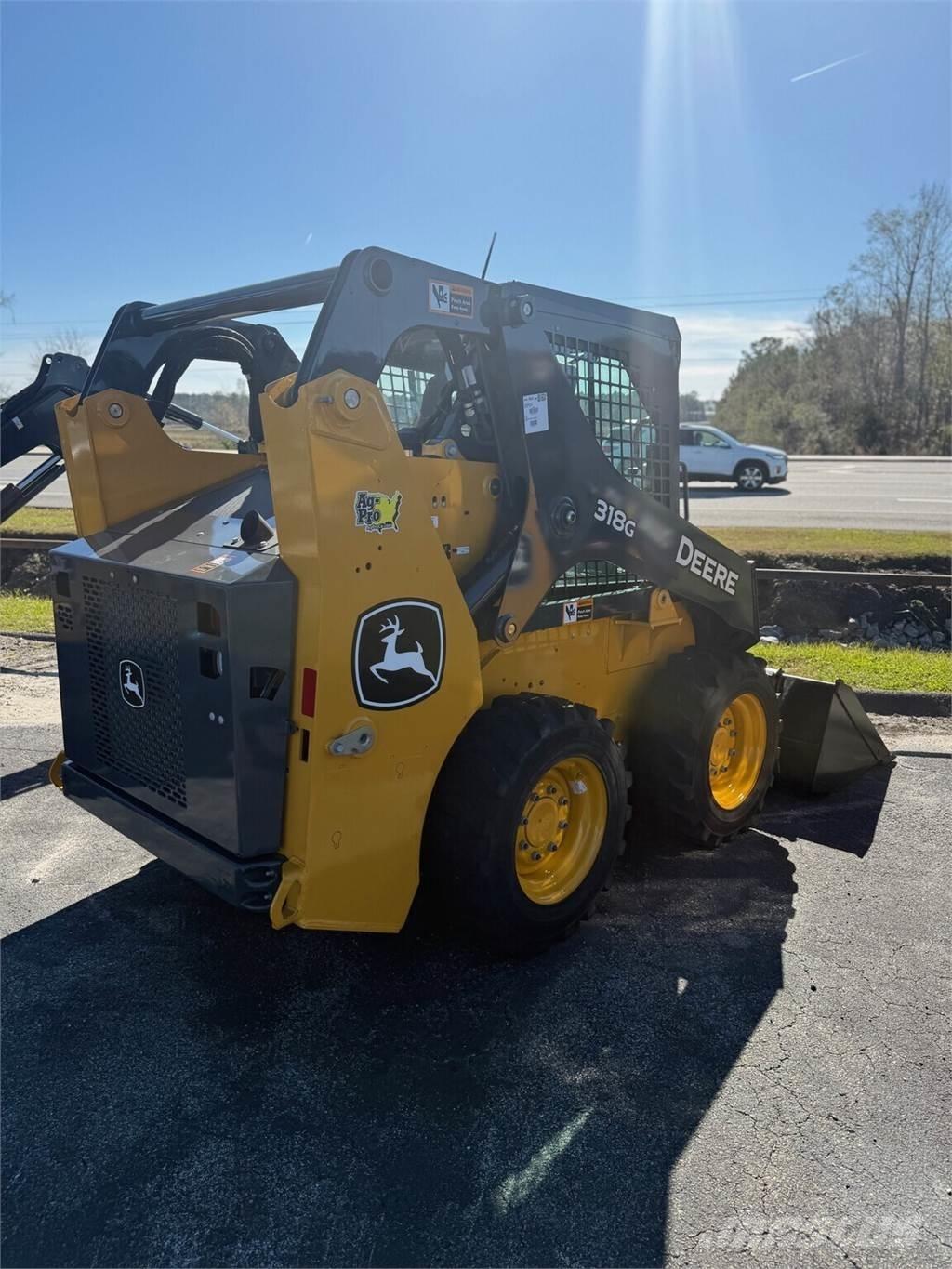 John Deere 318G Skid steer loderler