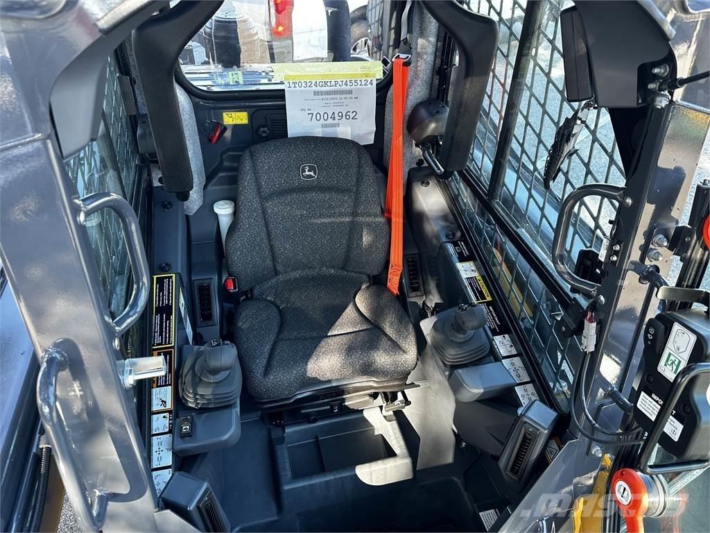 John Deere 324G Skid steer loderler