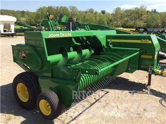 John Deere 348 Küp balya makinalari