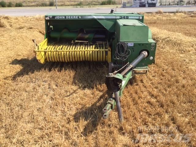 John Deere 349 Küp balya makinalari