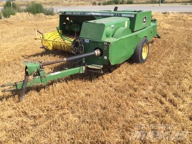 John Deere 349 Küp balya makinalari