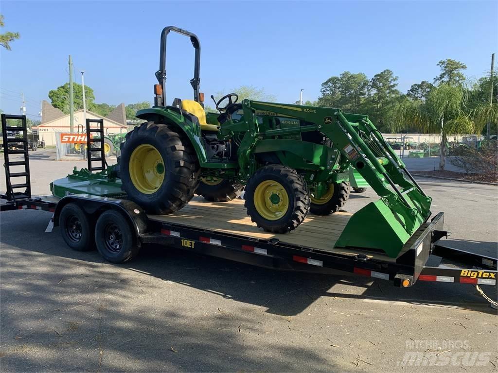 John Deere 4044M Traktörler