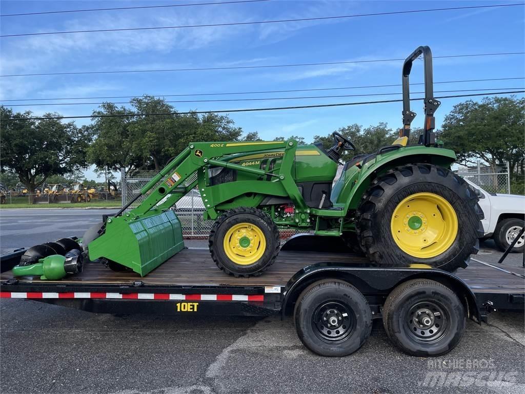 John Deere 4044M Traktörler