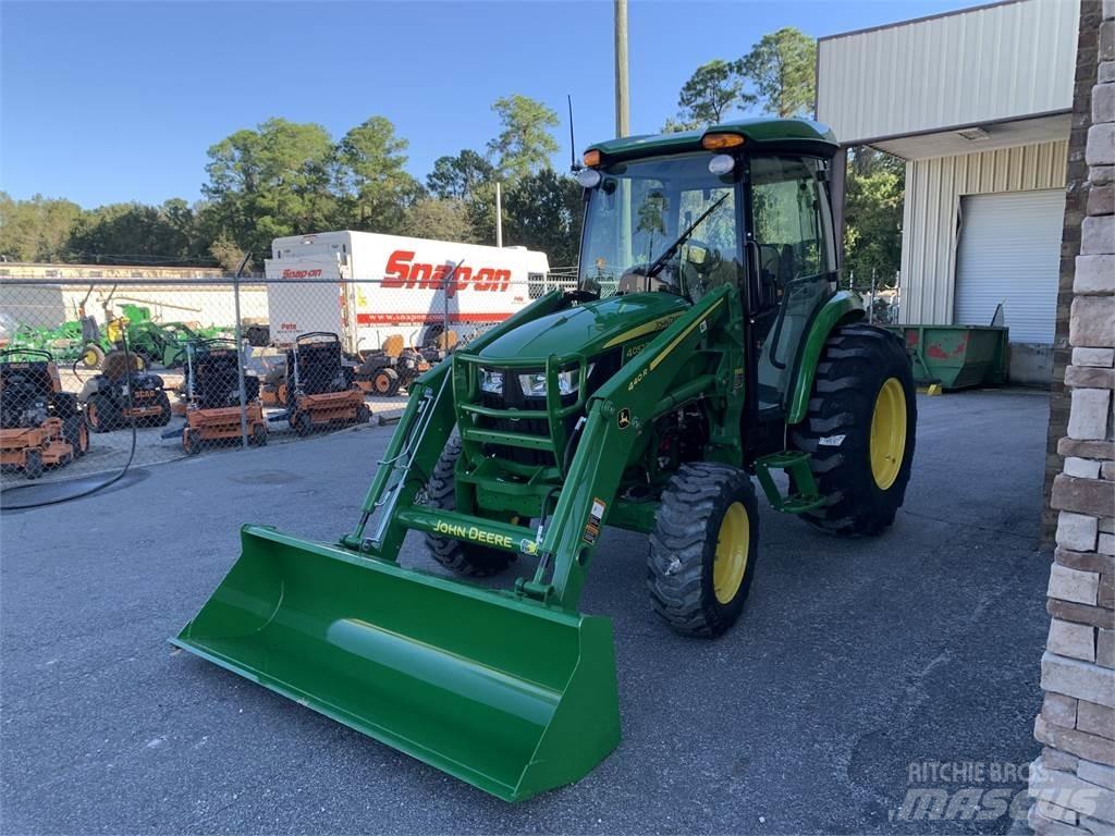 John Deere 4052R Traktörler