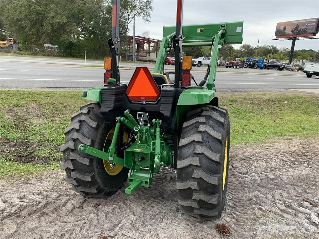 John Deere 4066M Traktörler