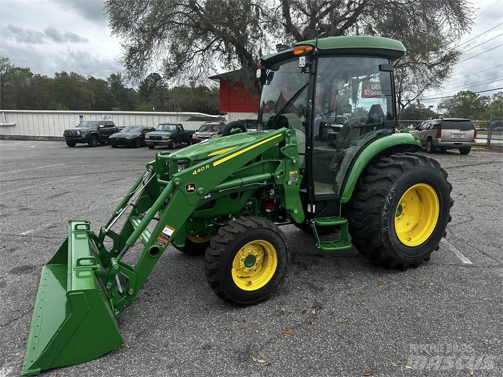 John Deere 4066R Traktörler