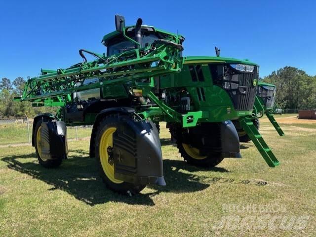 John Deere 408R Çekilir pülverizatörler