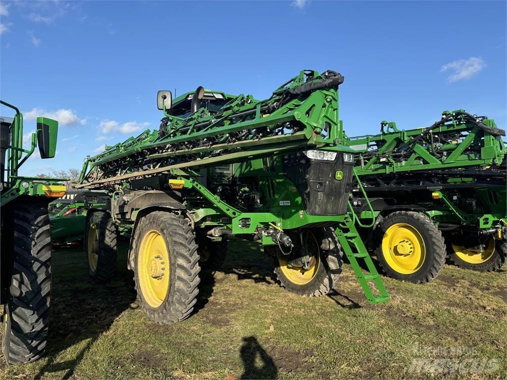 John Deere 412R Çekilir pülverizatörler