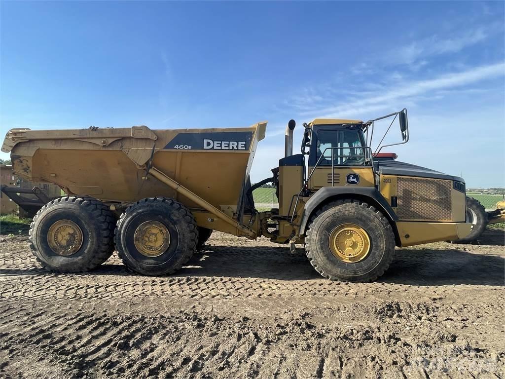 John Deere 460E Belden kirma kaya kamyonu