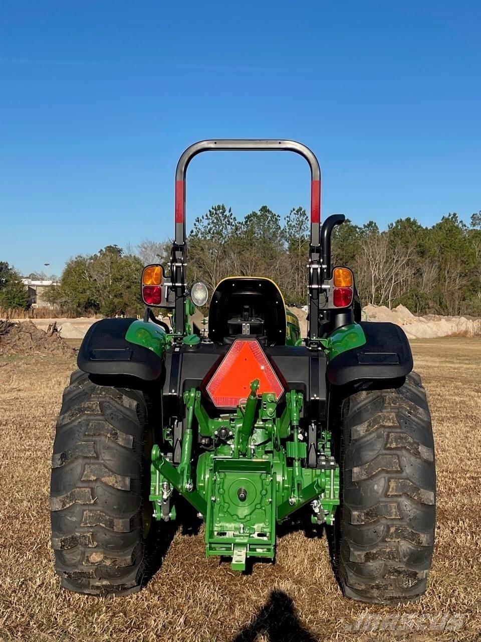 John Deere 5045E Traktörler
