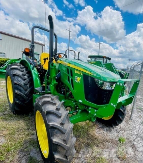 John Deere 5067E Traktörler
