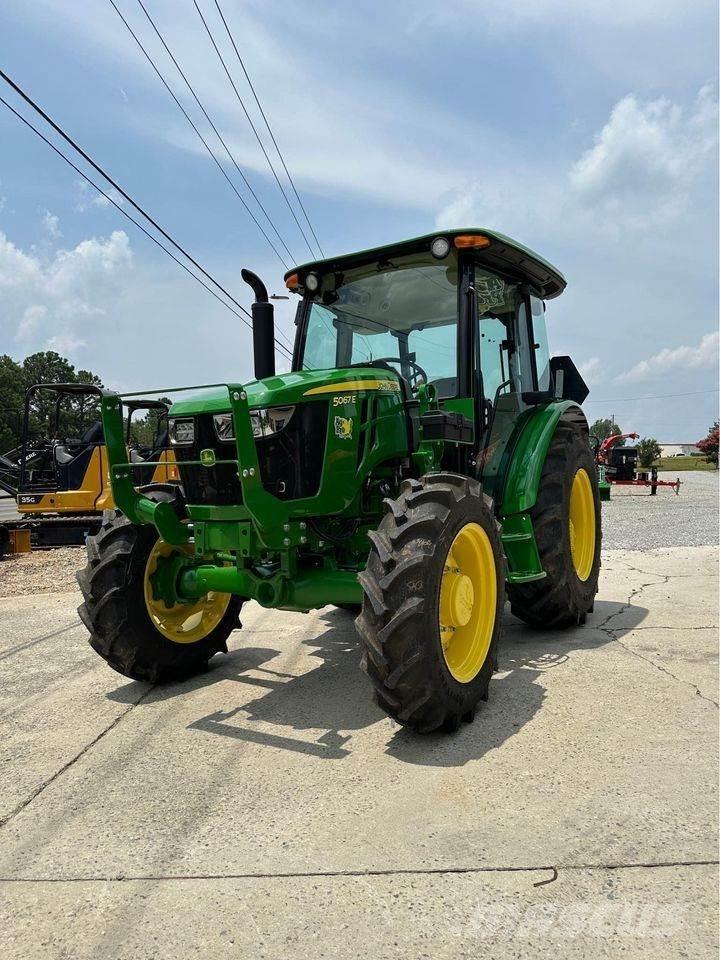 John Deere 5067E Traktörler