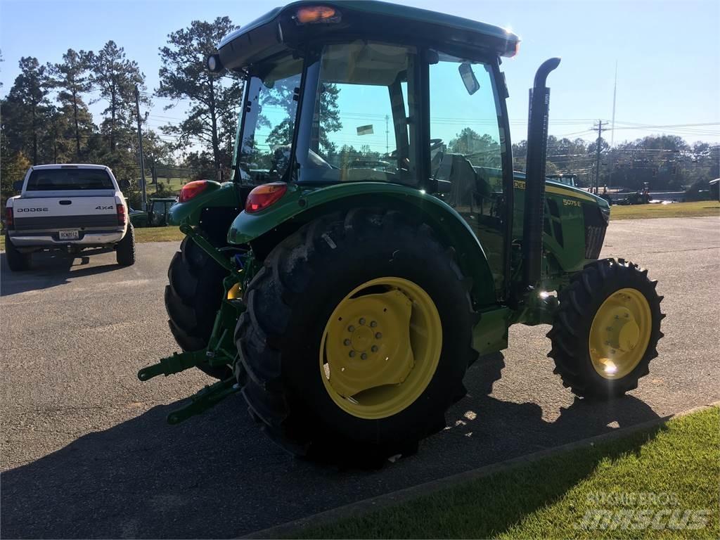 John Deere 5075E Traktörler