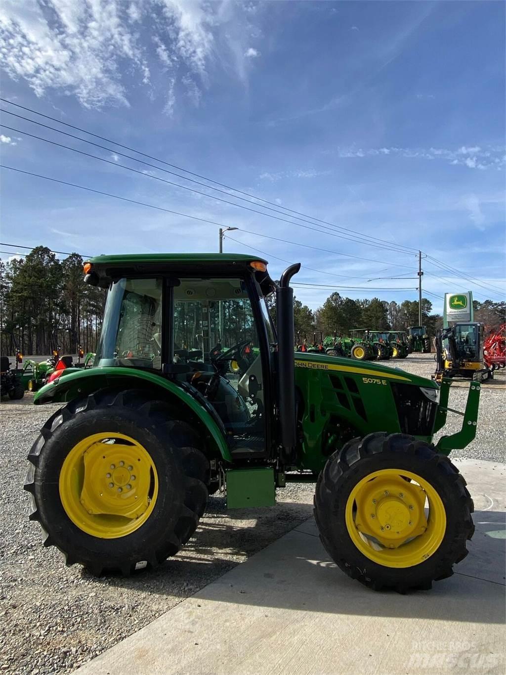 John Deere 5075E Traktörler