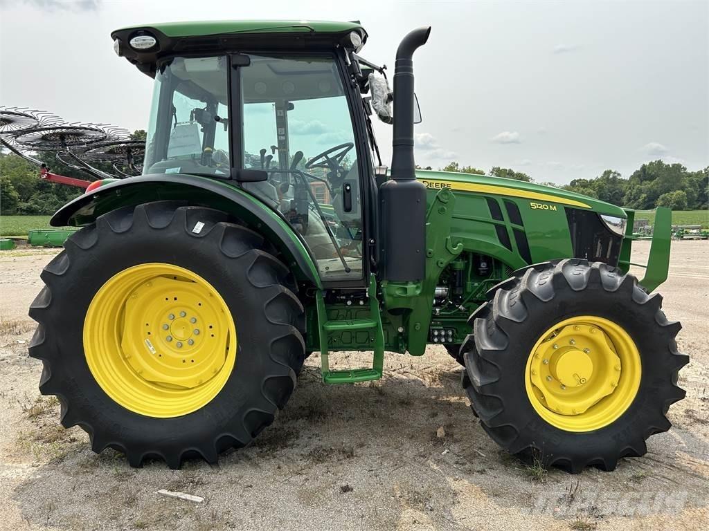 John Deere 5120M Traktörler