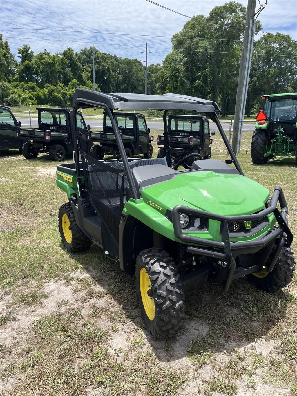 John Deere 560E Küçük araçlar