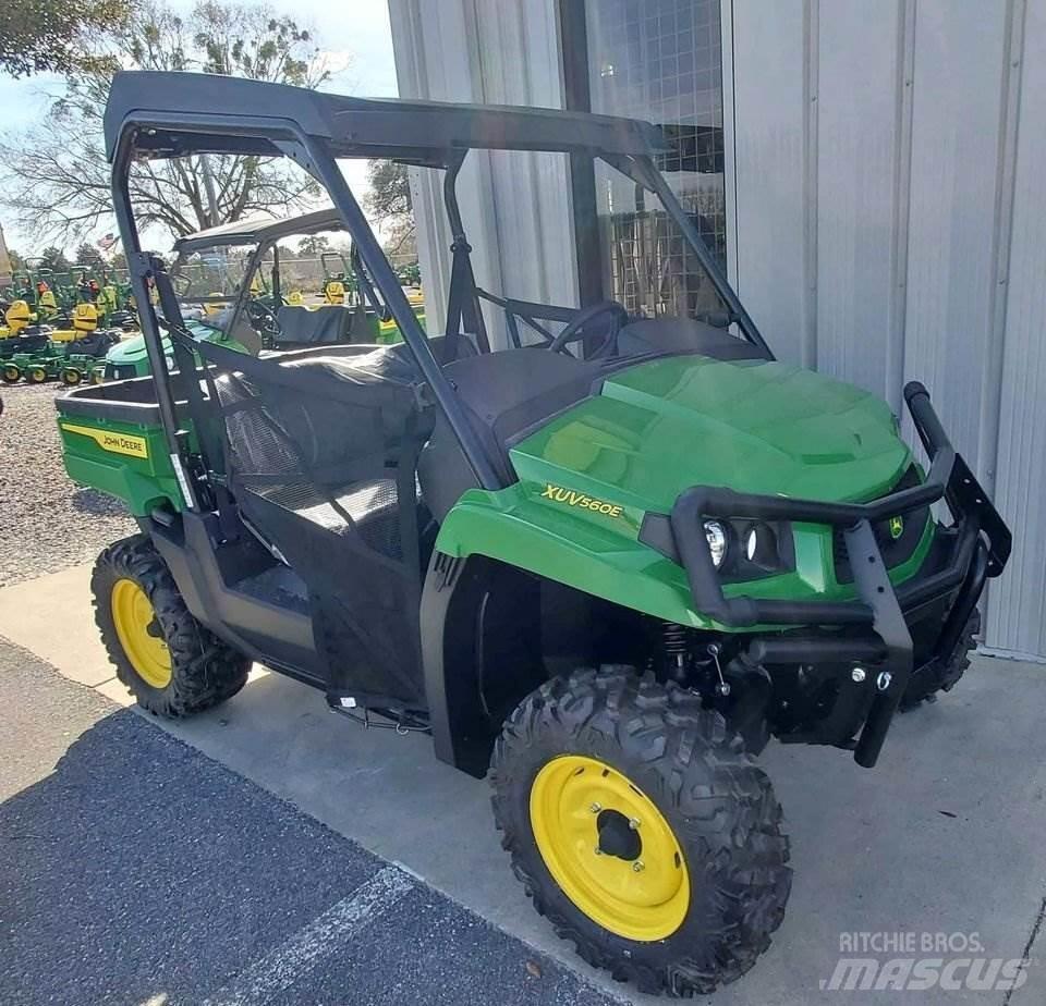 John Deere 560E Küçük araçlar