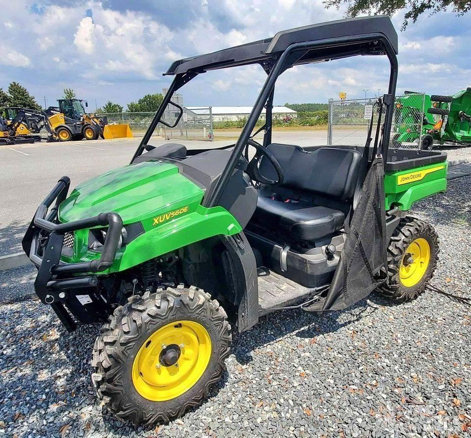 John Deere 560E Küçük araçlar
