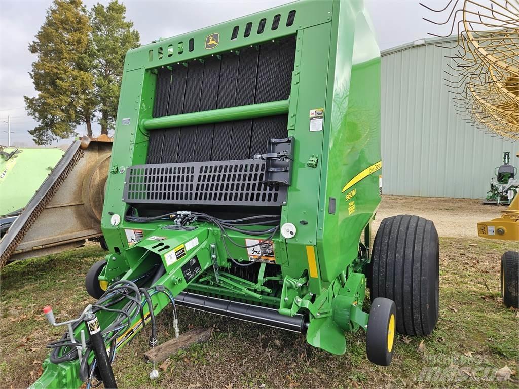 John Deere 560M Rulo balya makinalari