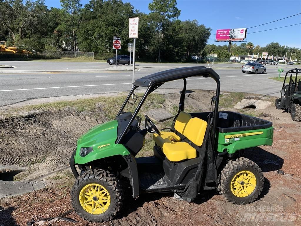 John Deere 590M Küçük araçlar