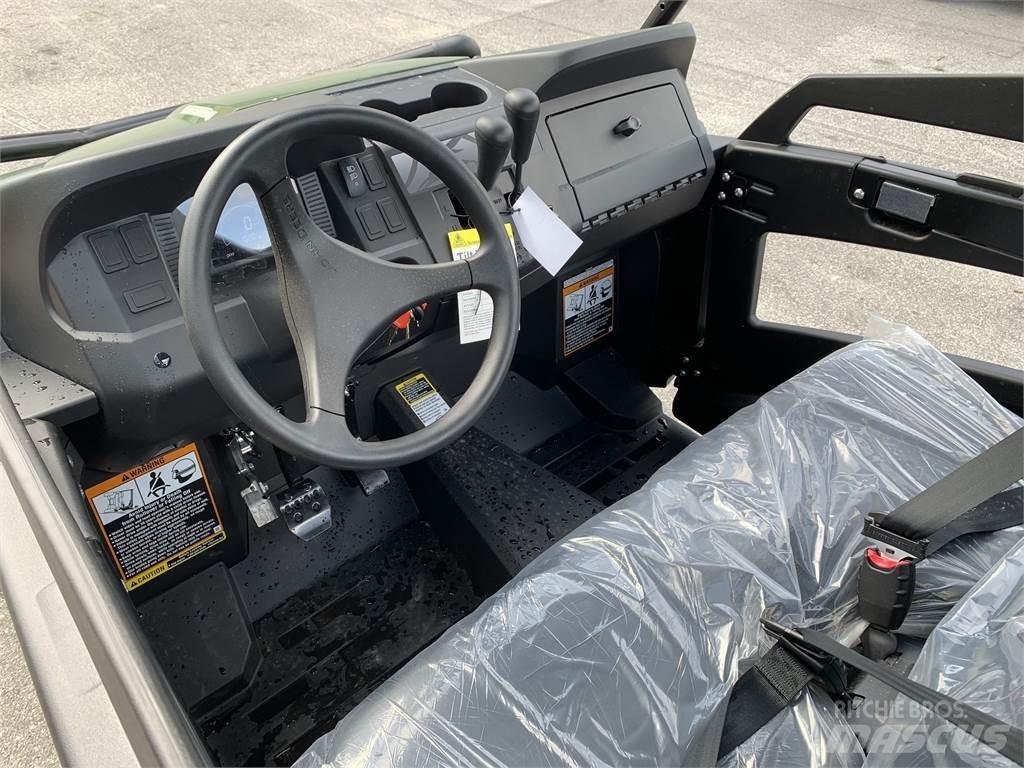 John Deere 590M Küçük araçlar