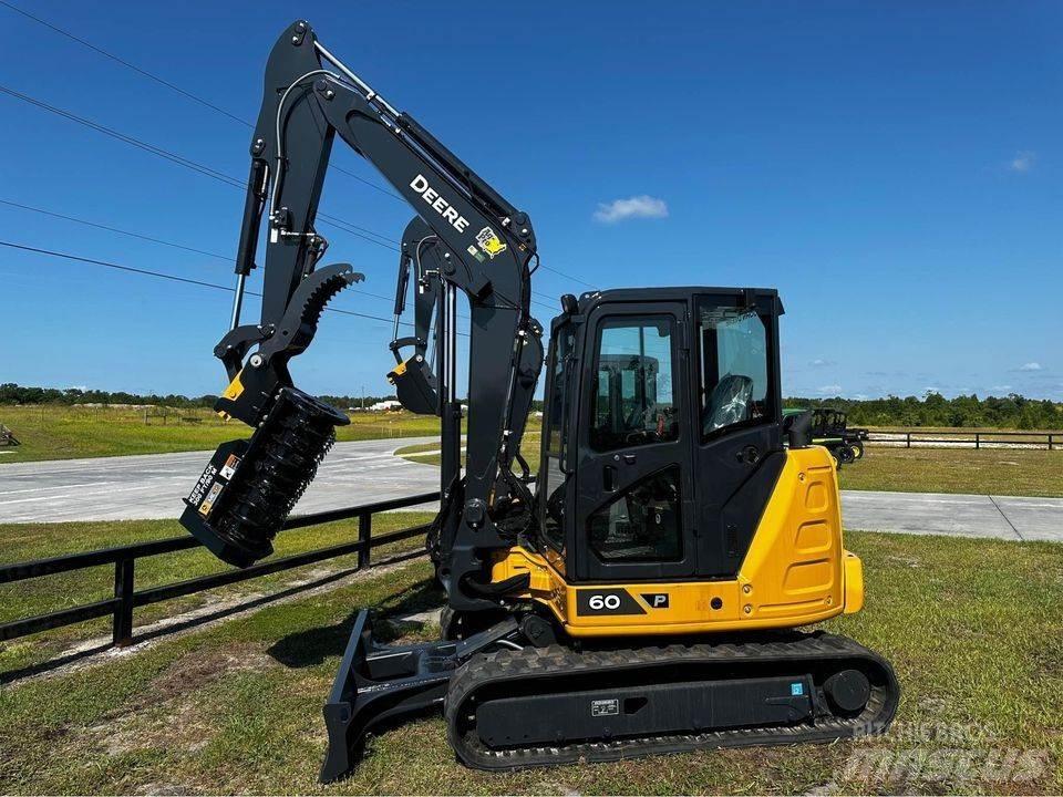 John Deere 60P Paletli ekskavatörler