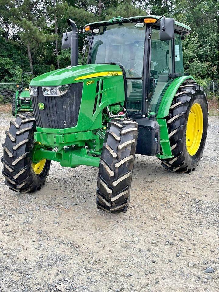 John Deere 6120E Traktörler