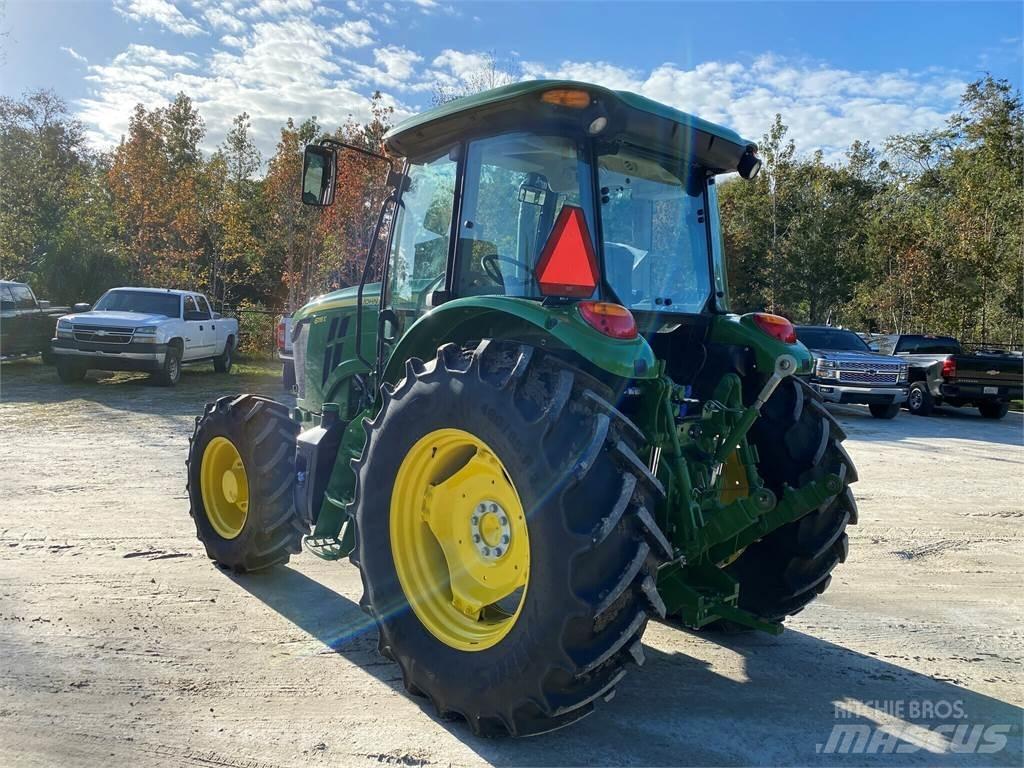 John Deere 6135E Traktörler