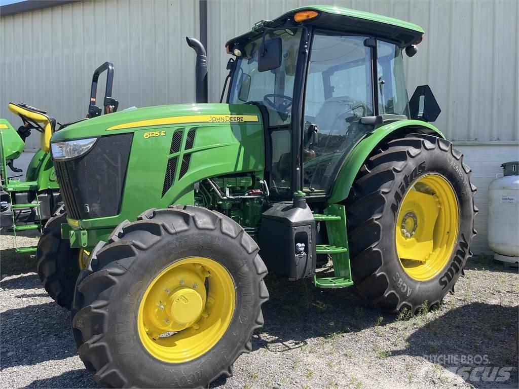 John Deere 6135E Traktörler