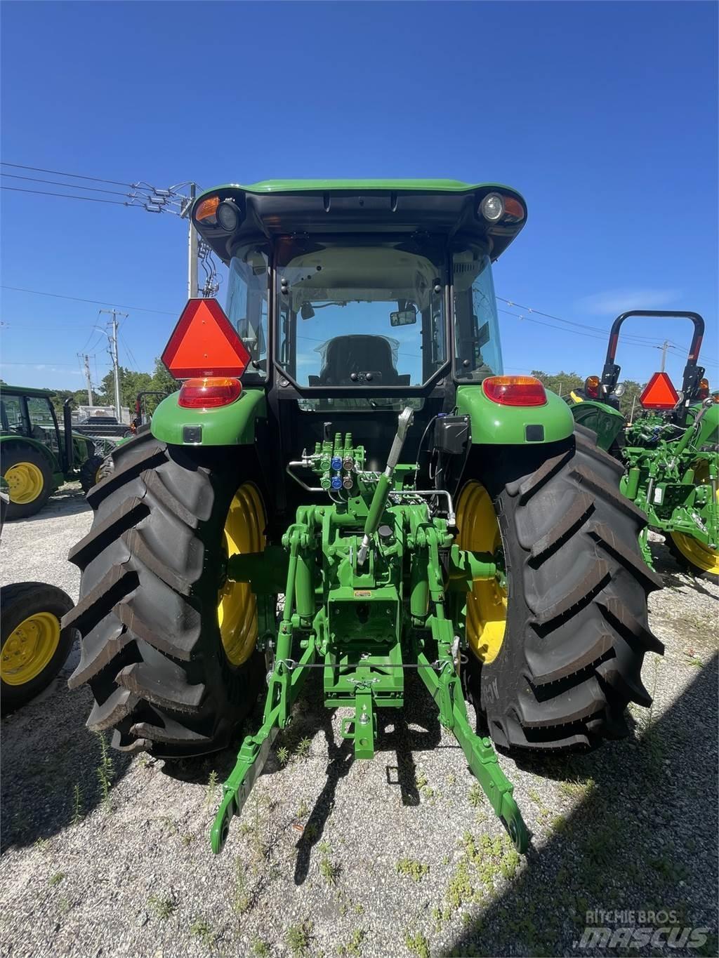 John Deere 6135E Traktörler