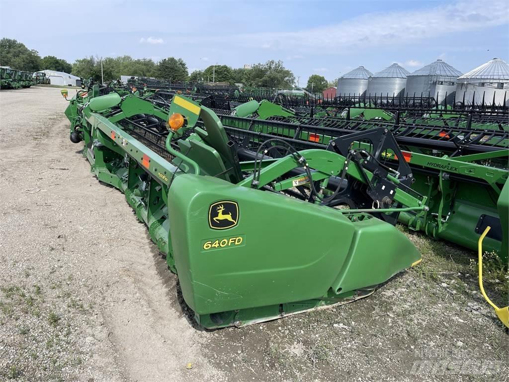 John Deere 640FD Biçerdöver aksesuarlari